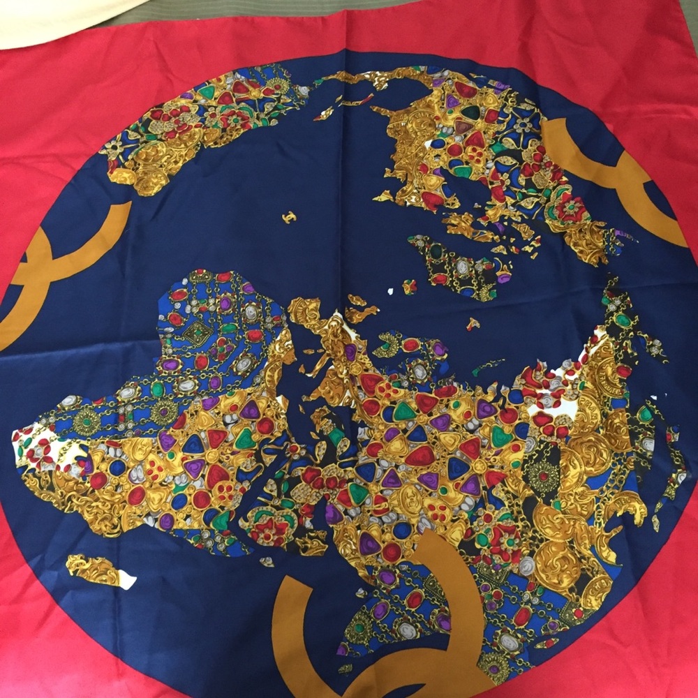 Chanel Rare MultiColor Gripoix Jewel Charm Scarf.